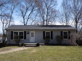 13199 Joslin Lake Rd, Gregory, MI 48137