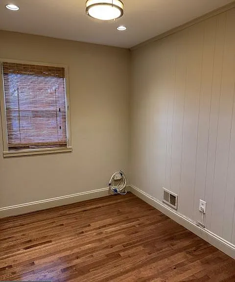 1920 Hillside Dr — Photo 14