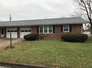 1833 Allyn Dr, Mount Vernon, IN 47620