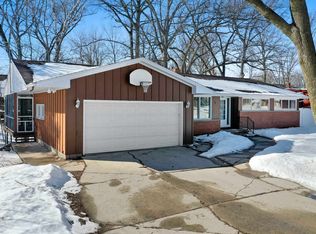 107 Idlewild St, Kaukauna, WI 54130