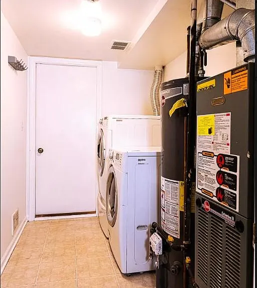 2920 Bartlett Ct — Photo 18