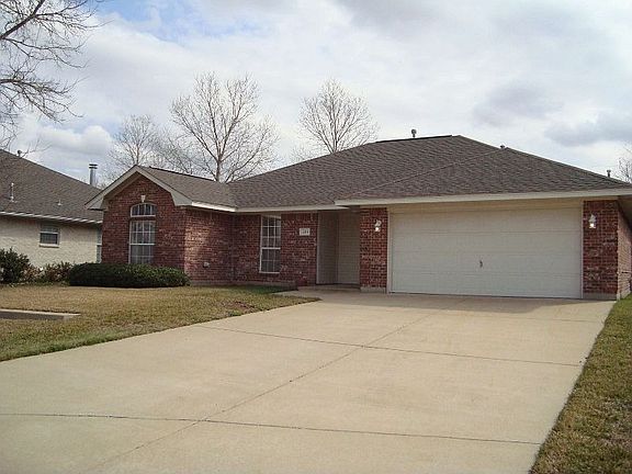 5th image of 1204 Mullins Ct