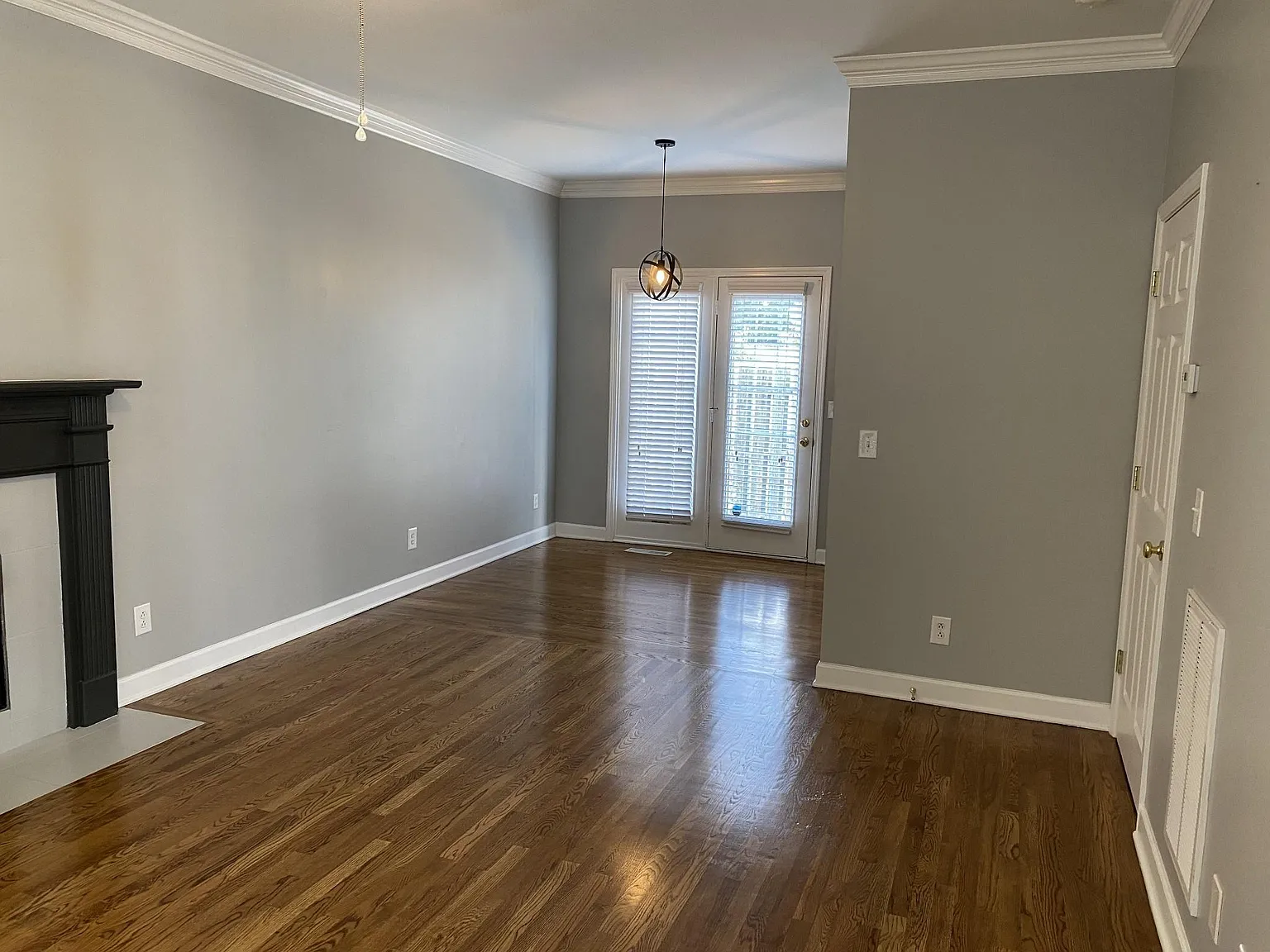 2 bed, 2.5 bath, 1236 sqft, $1,675 — Photo 4