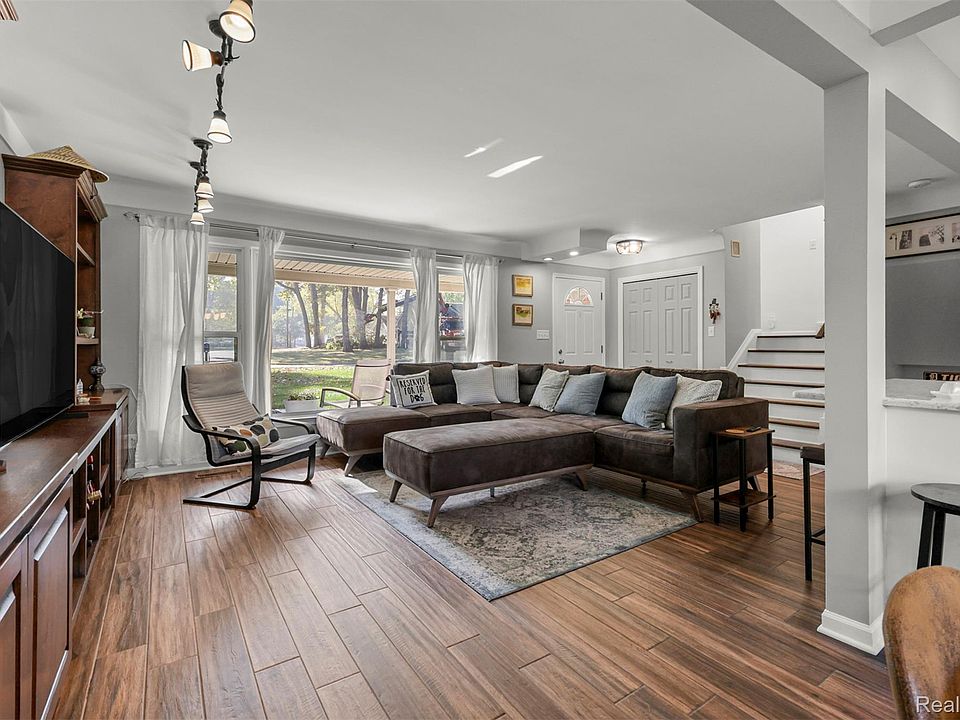 21102 Knudsen Dr, photo 16