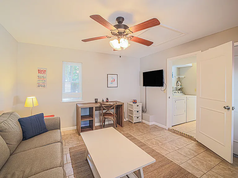 16 Pelican St — Photo 12