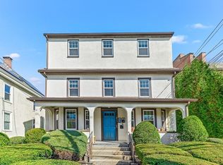 1011 Massachusetts Ave, Arlington, MA 02476