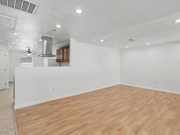 5th image of 2313 Piercy Way