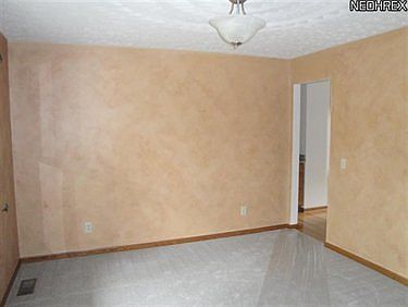 2nd image of 1240 Shady Lakes Dr