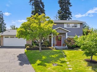 8630 217th St SW, Edmonds, WA 98026