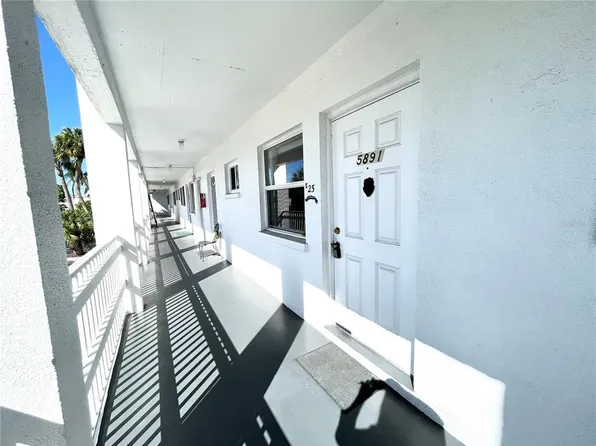 5891 Todd St #E25, Bradenton, FL 34207