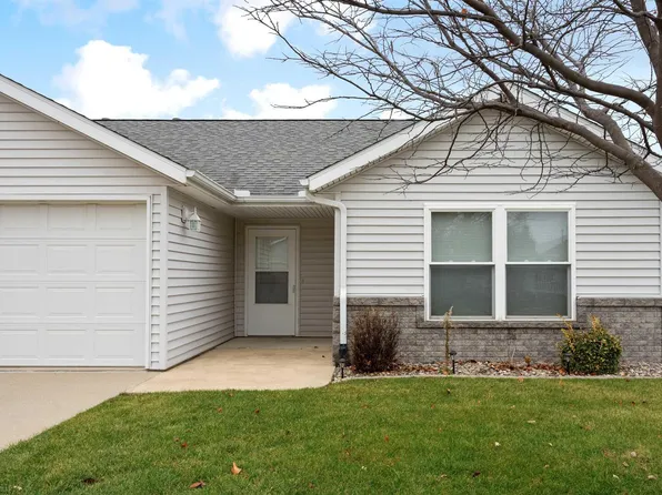 507 Larkspur Ln, Geneseo, IL 61254