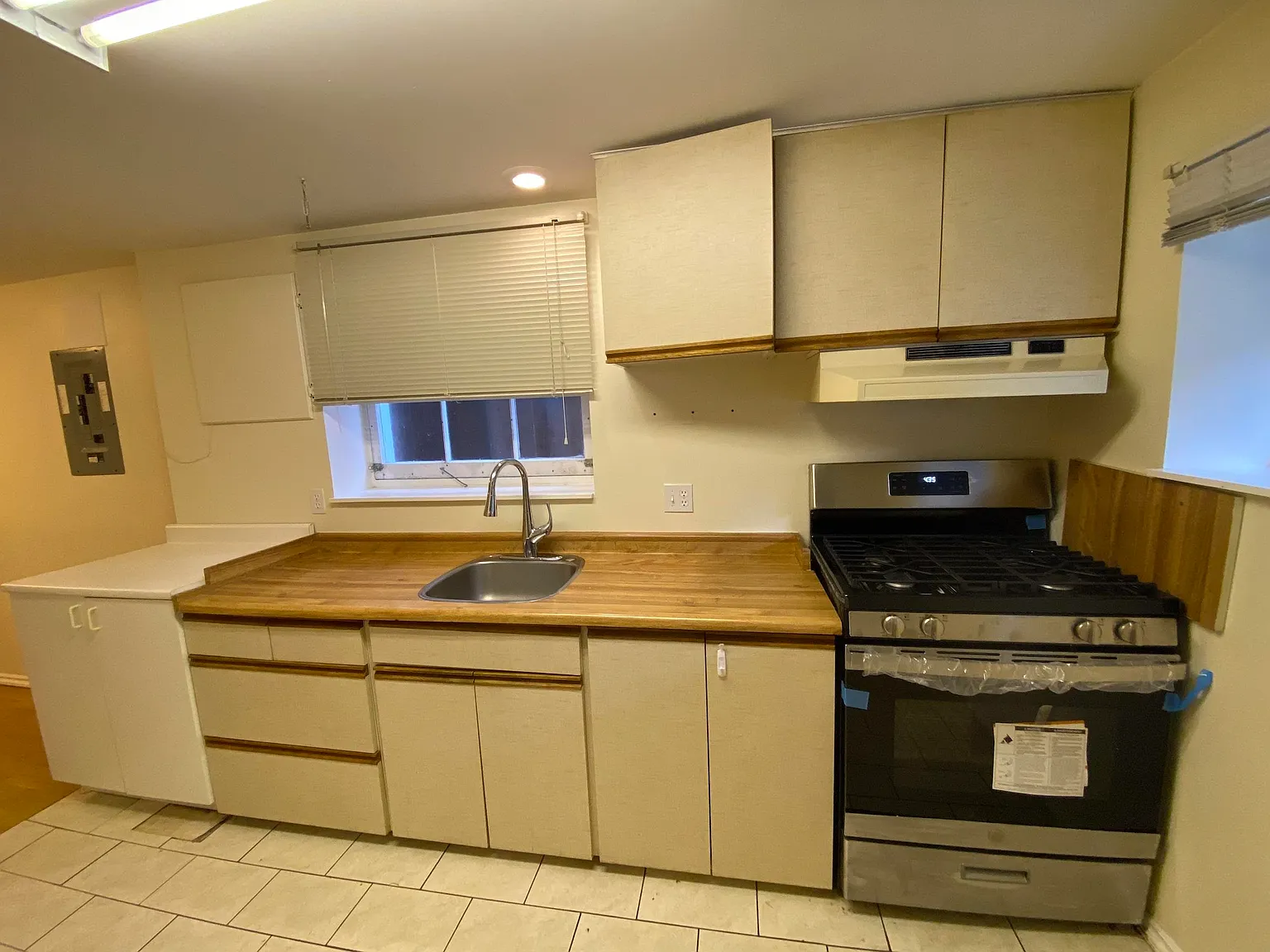 2 bed, $2,200 — Photo 4