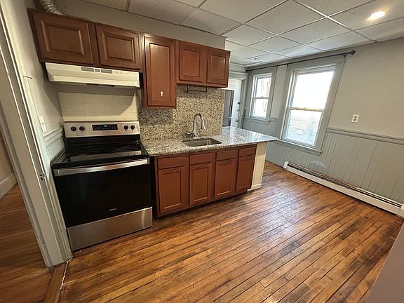 3rd image of 310 Park Ave Suite 1R