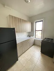 Rented by City Prime Commercial Realty 