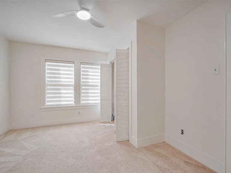 1614 Ridgewood St — Photo 16