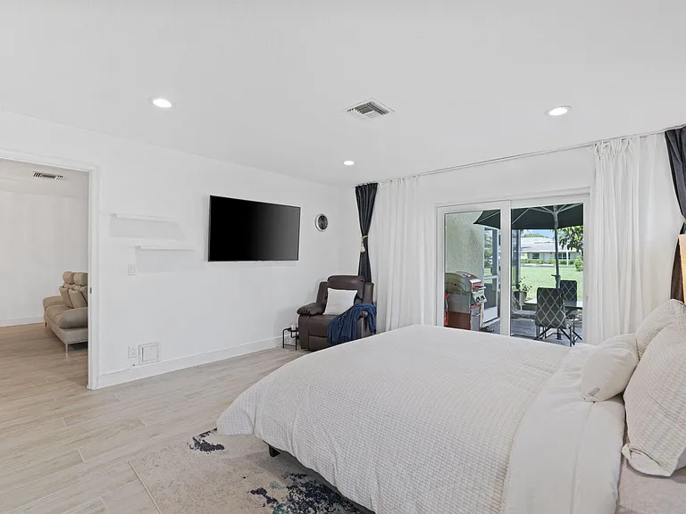 1031 Citrus Way #102-D — Photo 17
