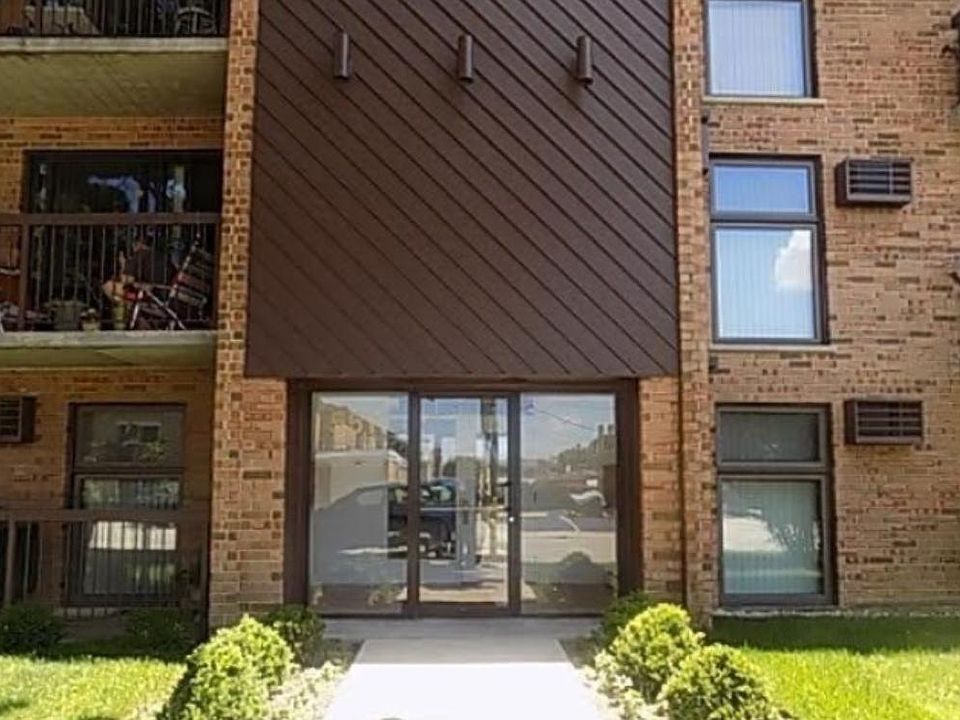 1st image of 5511 N Chester Ave Unit 29