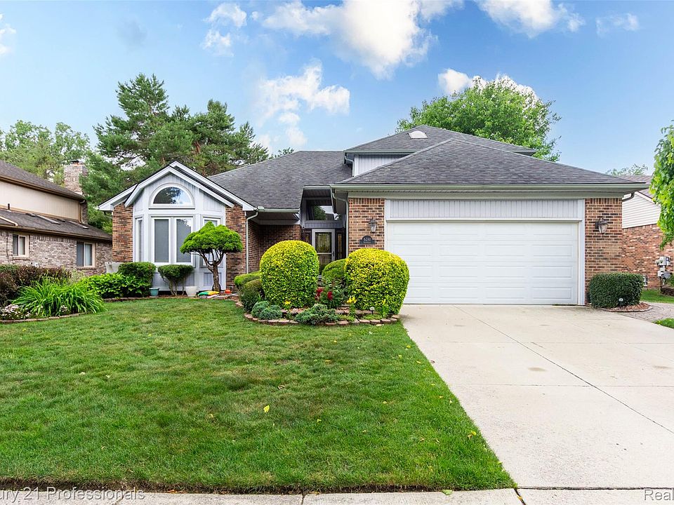 1st image of 6241 Smithfield Dr