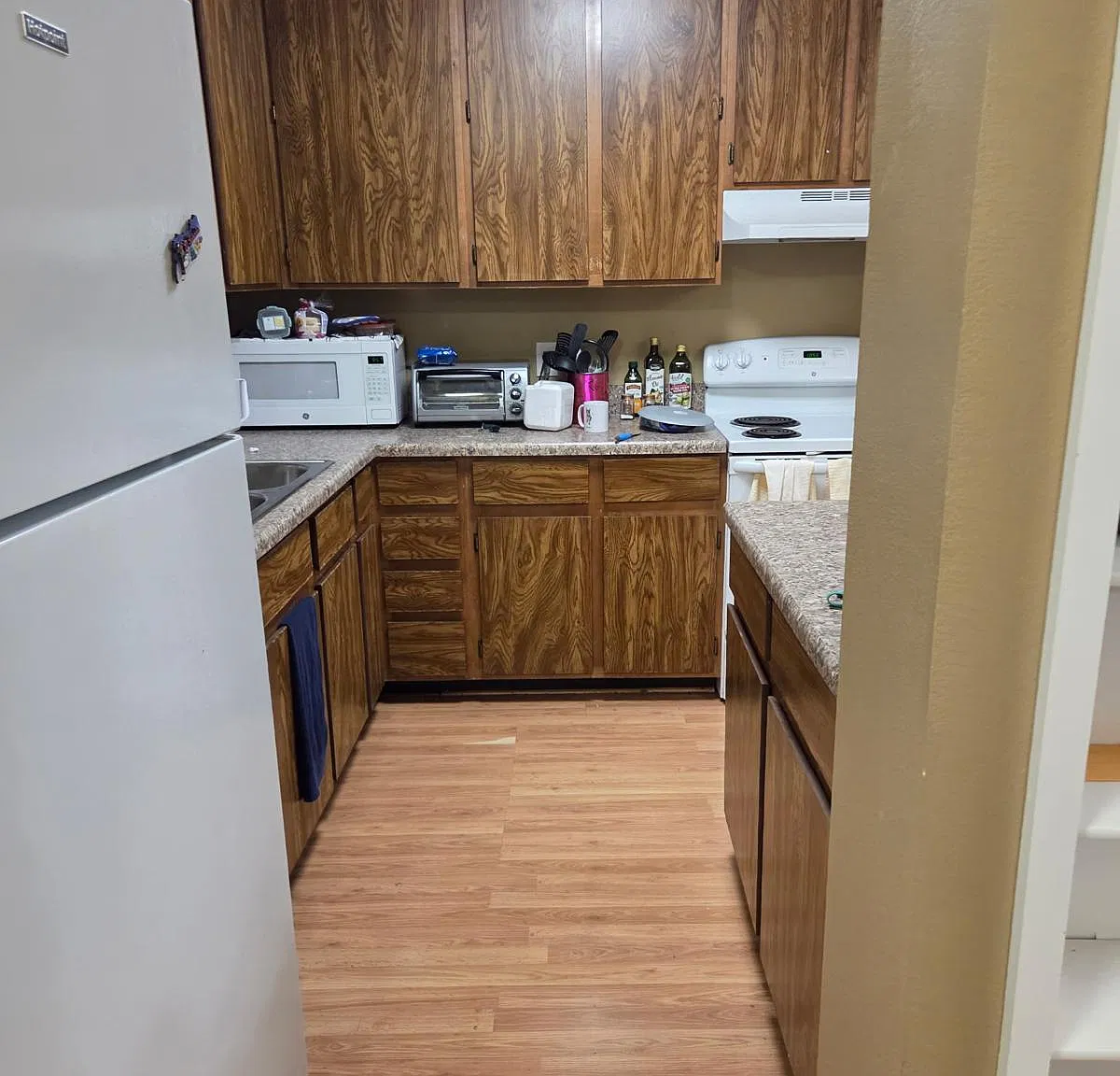 2 bed, 850 sqft, $1,700 — Photo 2