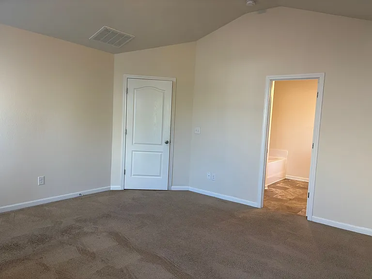 7617 Malden Park Dr — Photo 17