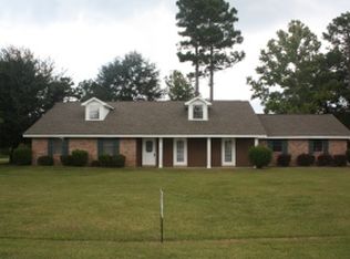 100 Nottingham Dr, Petal, MS 39465