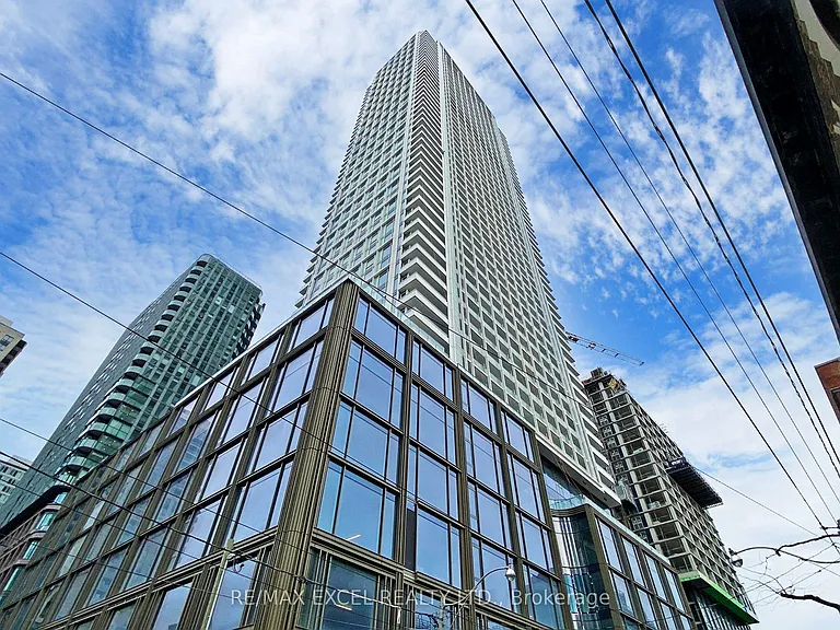 88 Queen St E #1710 — Photo 41