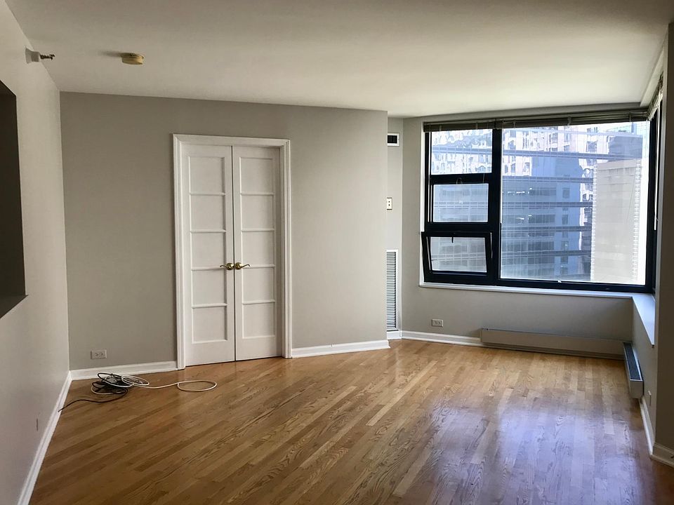 1st image of 401 E Ontario St APT 705