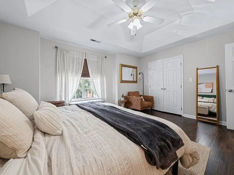 4323 Pine Springs Ct — Photo 28