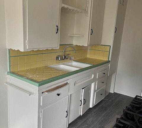 5th image of 7715 California Ave #1