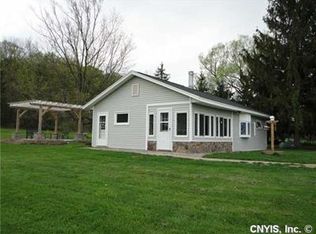 3437 Fox Rd, Syracuse, NY 13215