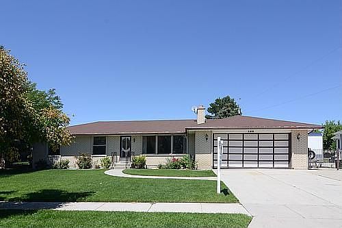 1st image of 2416 W Countryside Ln