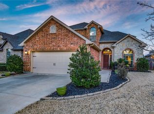 5940 Tuleys Creek Dr, Fort Worth, TX 76137