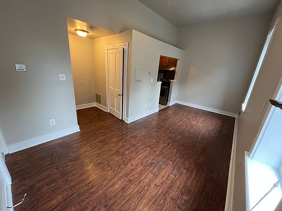 4th image of 1726 Saint Paul St #2C