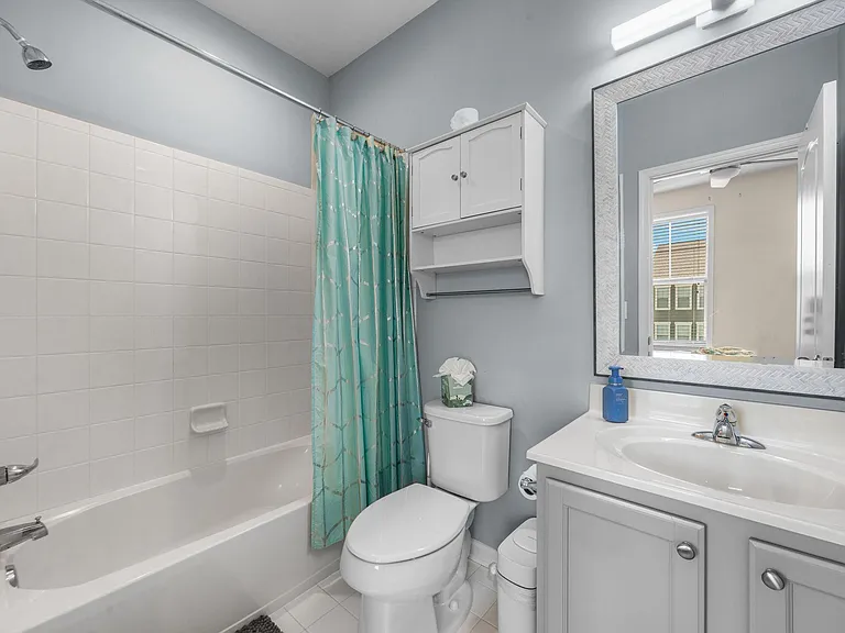 523 Pebblebrook Lane Gln — Photo 23