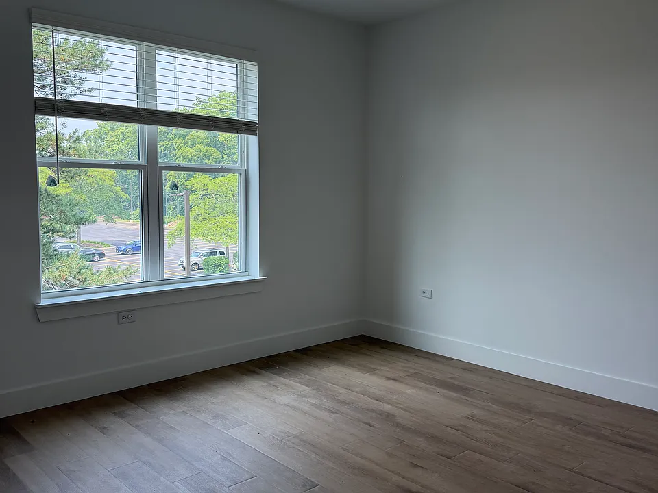975-77 E 75th St #75-306A
