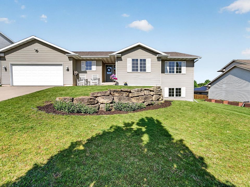 1st image of 1216 Temple Dr