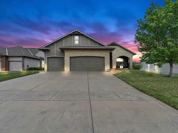 2763 N Woodridge Ct, Wichita, KS 67226