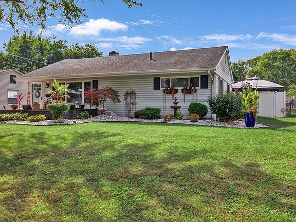 2nd image of 1027 Wildwood Dr