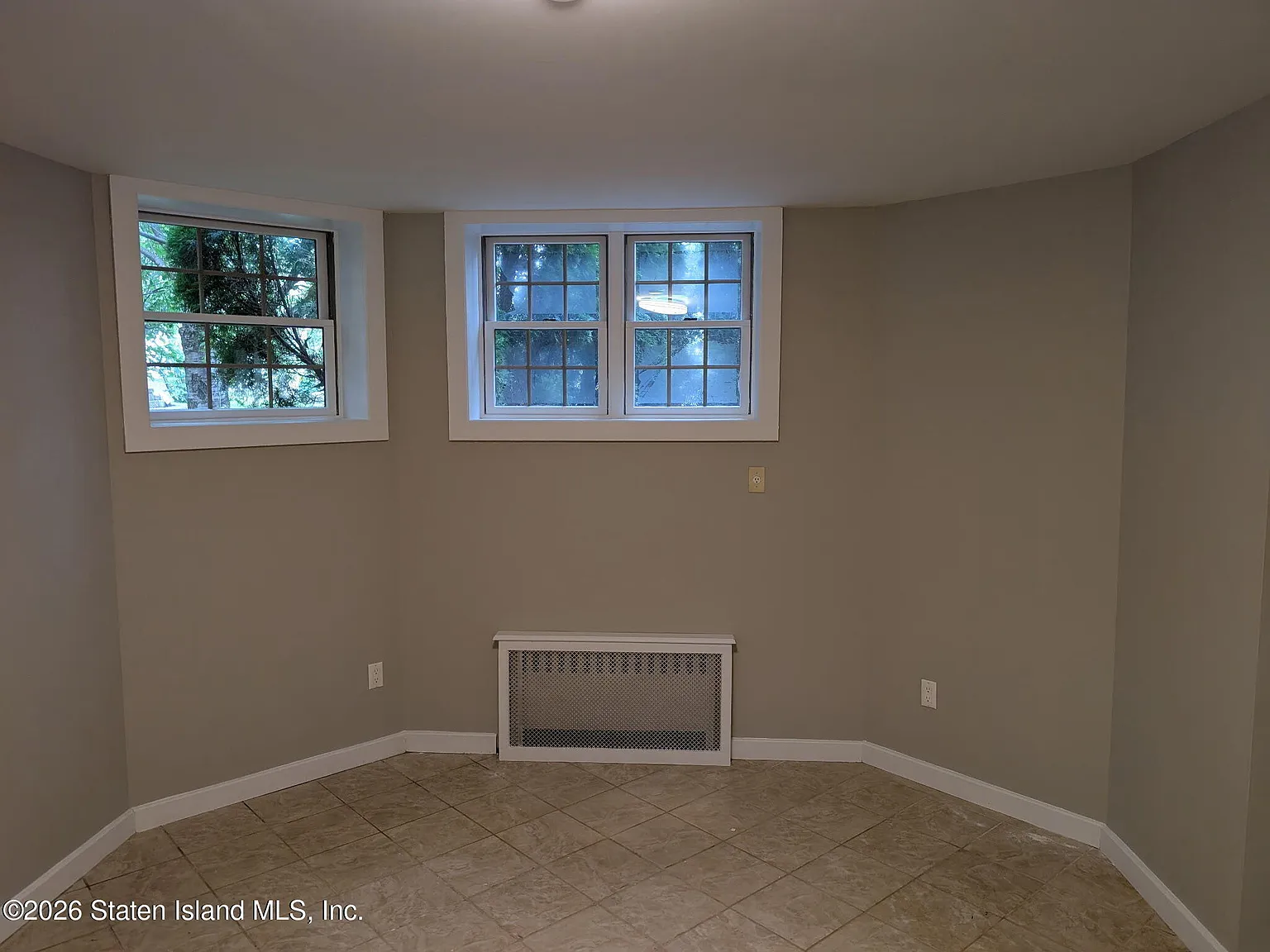 1 bed, 1.0 bath, 850 sqft, $1,950 — Photo 2