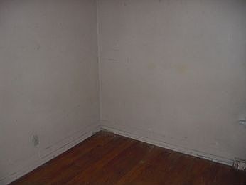 4th image of 629 Forsythe Ave