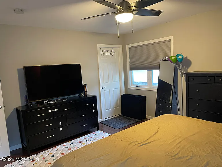 162 Linden Ave #B — Photo 13