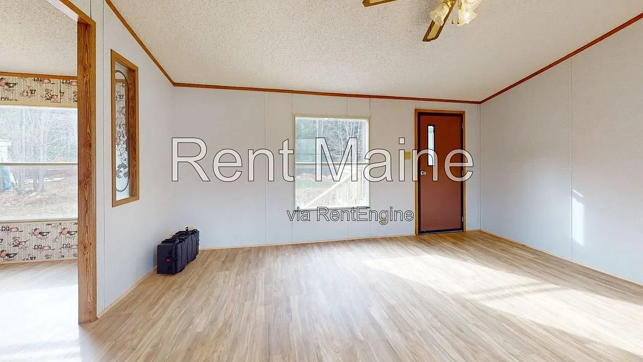 2 bed, 1.0 bath, $1,025 — Photo 3