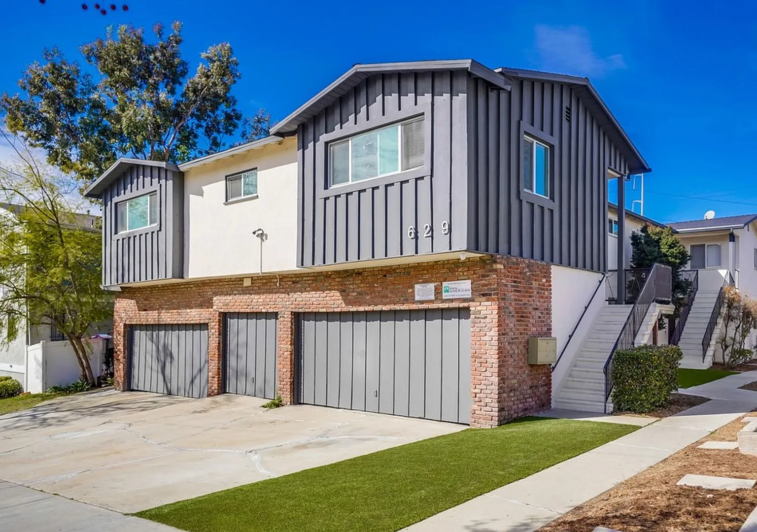 629 Hardin Drive — Photo 1