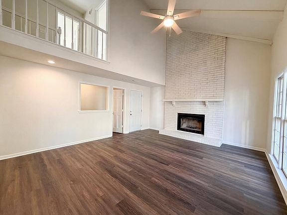 3rd image of 102 Brailsford Rd