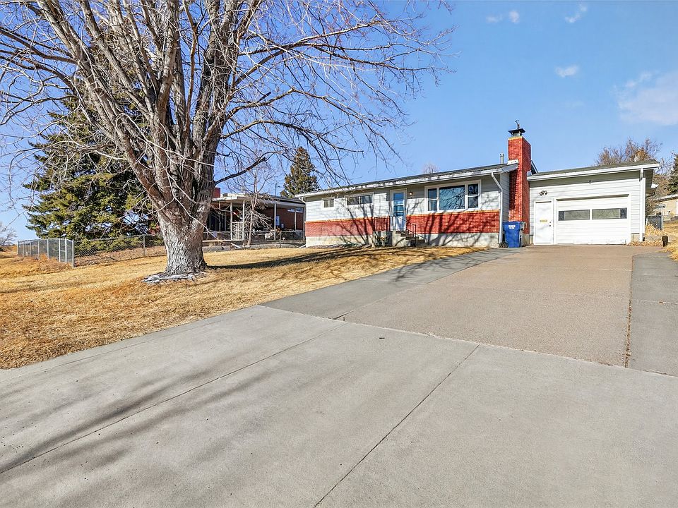1st image of 1417 10th Ave NW