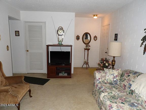 2nd image of 2551 W Rose Lane #A221