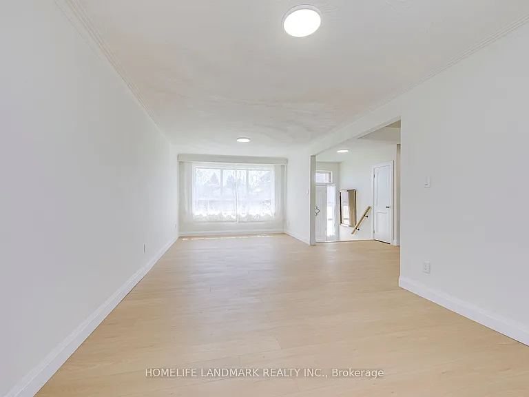 451 Sandmere Pl — Photo 11