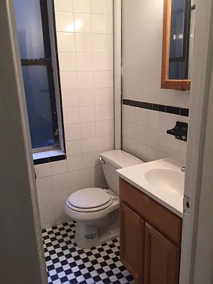 Rented by Roberto Guilbet, LREB | media 28