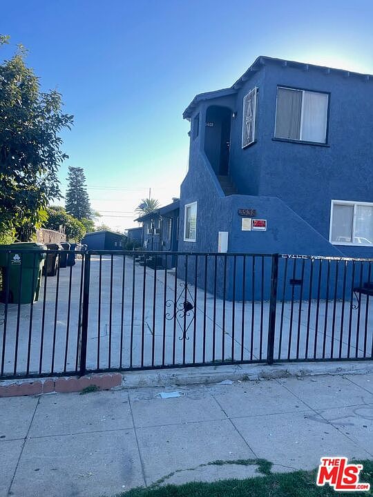 1st image of 3538 Siskiyou St