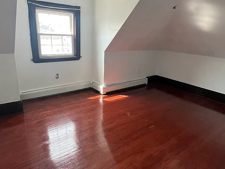 15 Locust St #3 — Photo 13